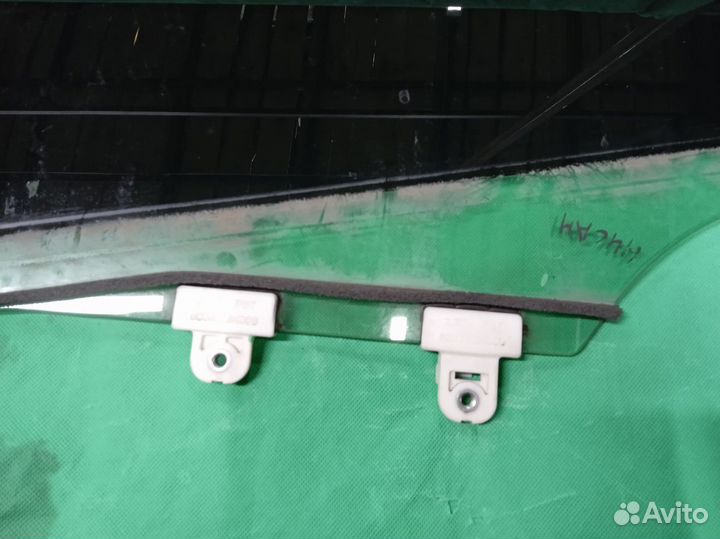 Toyota Corsa Стекло двери заднее левое