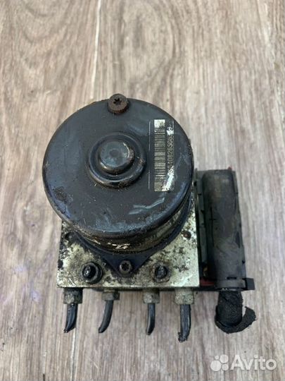 Блок abs Opel Zafira B 2006