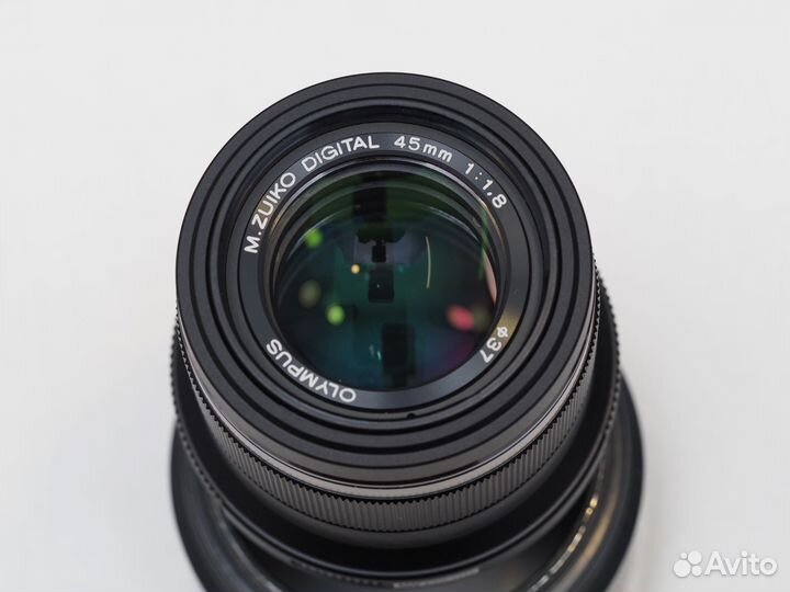 Olympus 45/1.8 Black