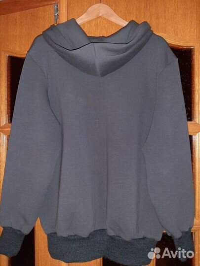 Толстовка с капюшоном