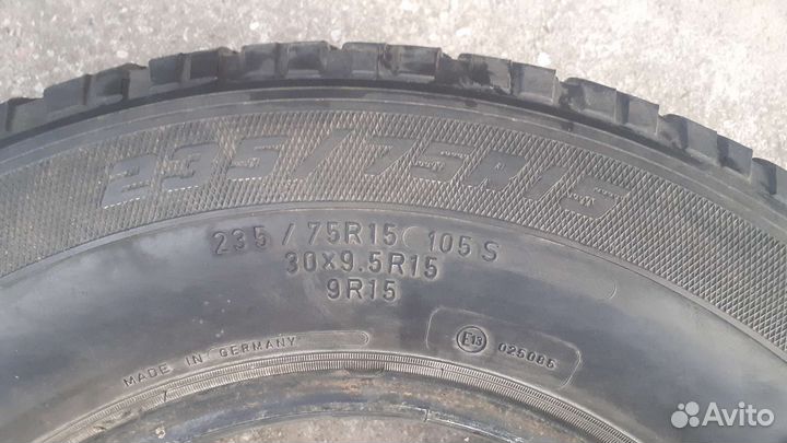 Kelly Safari OFR 235/75 R15