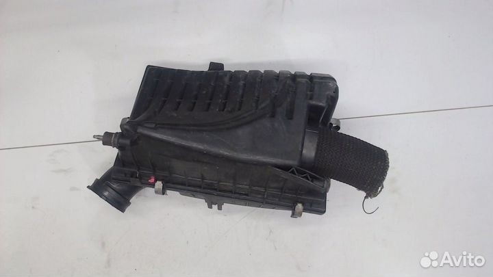 Корпус воздушного фильтра Opel Vectra A