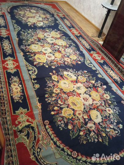 Ковер шерстяной