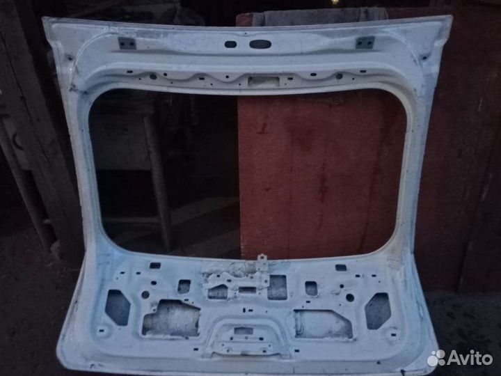 Дверь багажника ford focus 2 хэтчбек