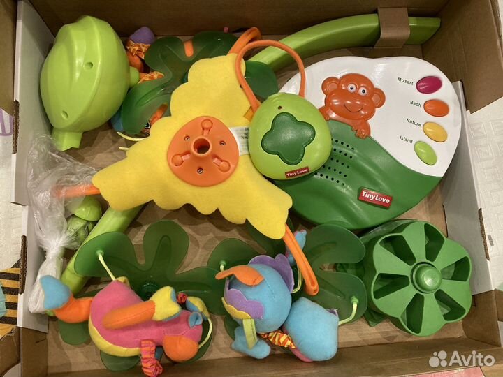 Мобиль на кроватку tiny love