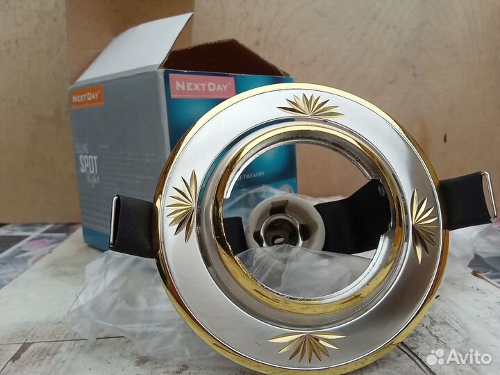 Декоративный светильник