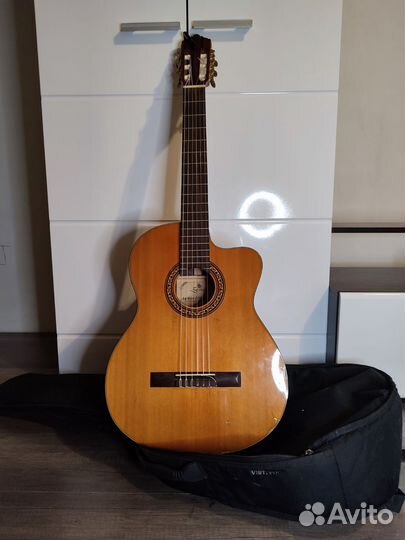 Классическая гитара