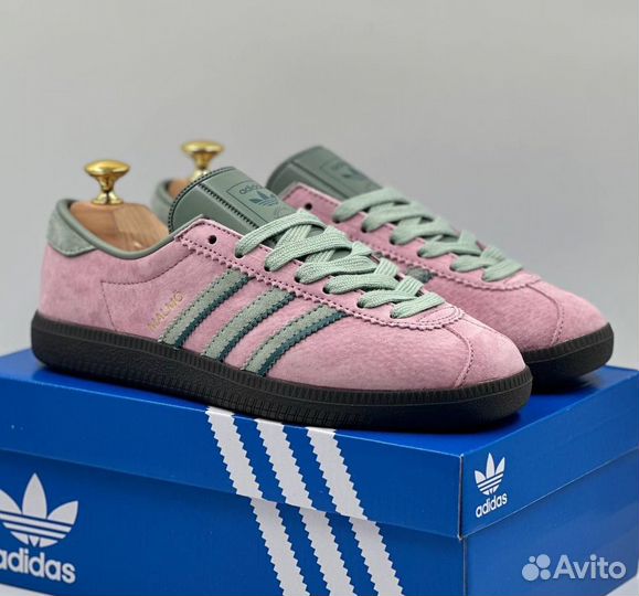 Кроссовки женские Adidas Malmo