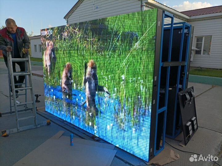 Уличный led видеоэкран 2х3 м