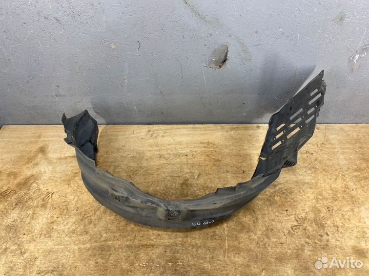 Подкрылок передний правый Mitsubishi Lancer X CY