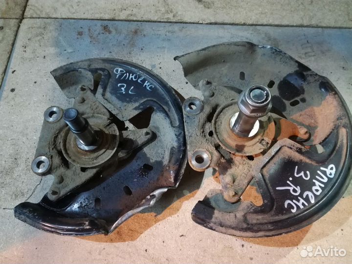 Цапфа кулак ступица задняя Renault Fluence Флюенс