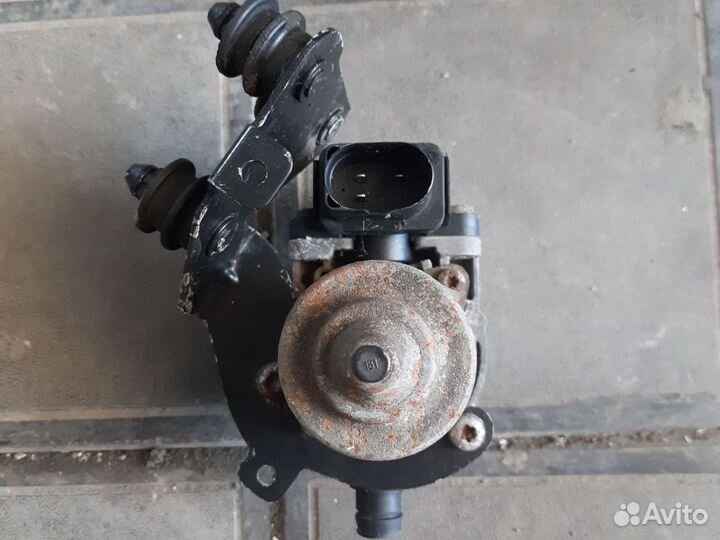 Вакуумный насос тормозной системы Volkswagen