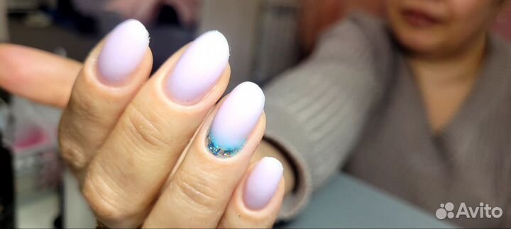 Маникюр с покрытием гель-лак в салоне