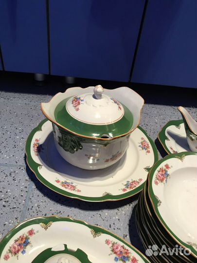 Набор столовой посуды на 12 персон