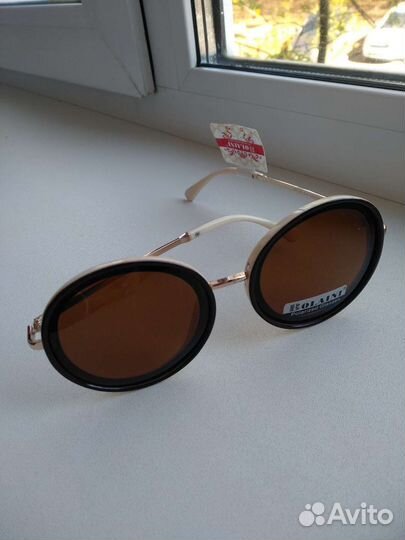 Солнцезащитные очки женские