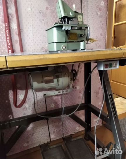 Продам ковровый оверлок
