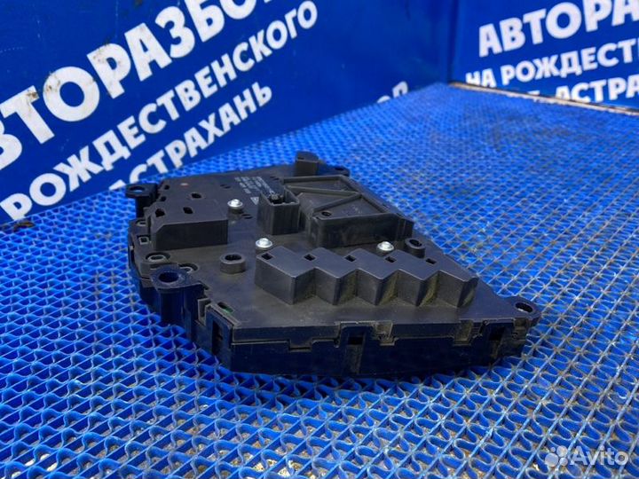 Панель управления магнитолой Ford Focus 3 седан