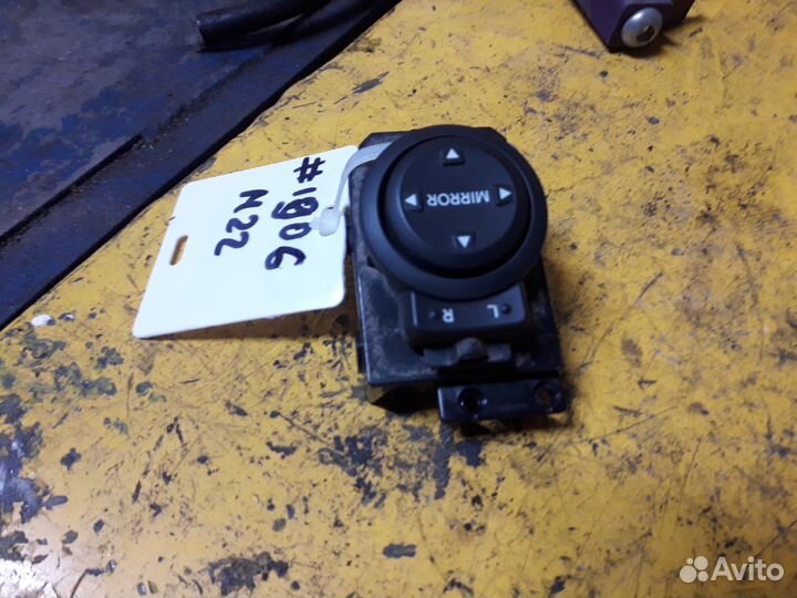 Переключатель регулировки зеркала для Kia RIO 3