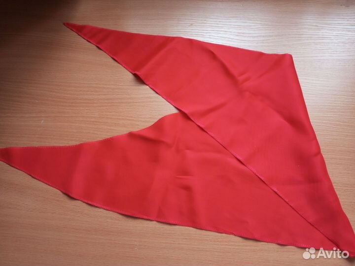 Пионерский галстук