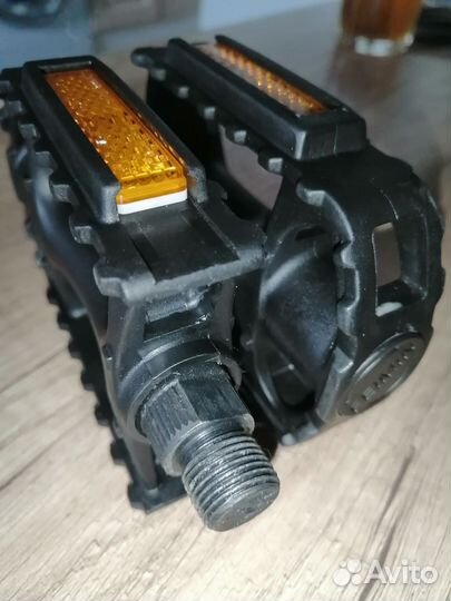 Педали для велосипеда