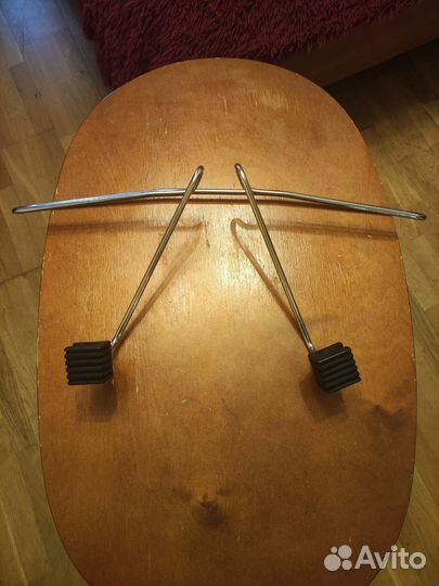 Вешалка автомобильная