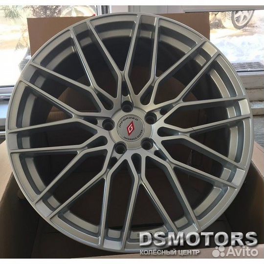 Диски IFG34 10.5/21 5x114.3 ET35 d67.1 silver