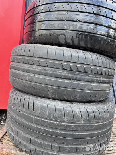 Goodyear Eagle F1 Asymmetric 3 245/40 R19 и 275/35 R19