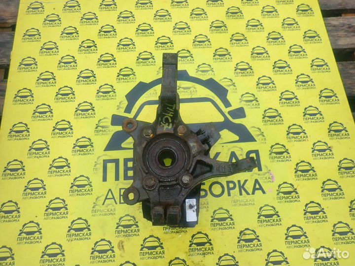 Кулак поворотный передний правый Kia Ceed 2012-18г