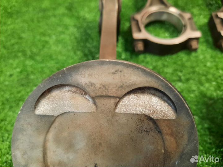 Поршень с шатуном в сборе Ford 1.6L duratec 16V