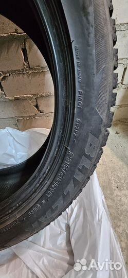 Bridgestone Blizzak Ice 235/45 R18 98T