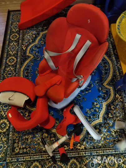 Автокресло Априка Феррари Япония