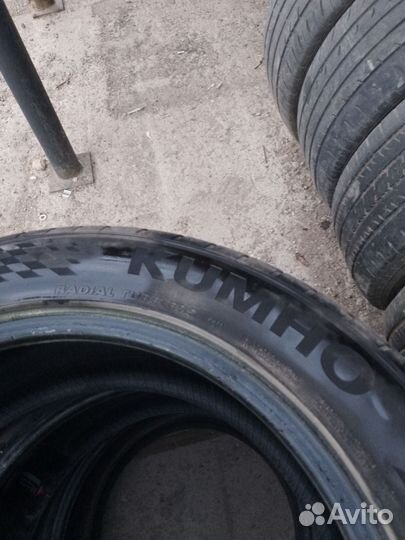 Kumho Ecsta 711 215/55 R17