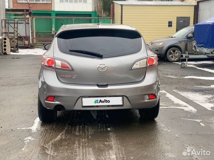 Mazda 3 1.6 МТ, 2011, 279 449 км