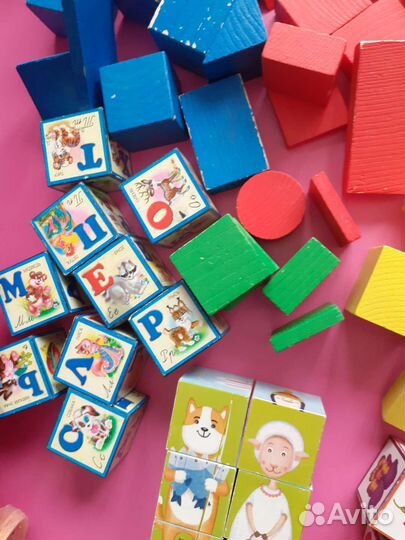 Кубики и театр три поросенка