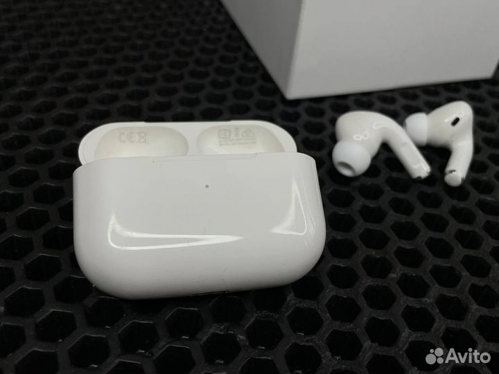 Наушники apple airpods pro Lighting