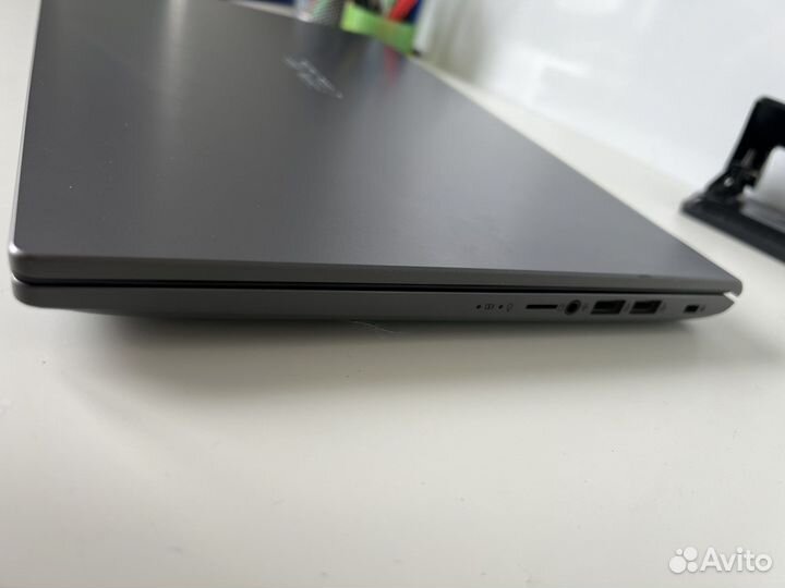 Игровой ноутбук Asus m509