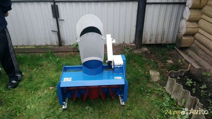 Приставка снегоуборщик