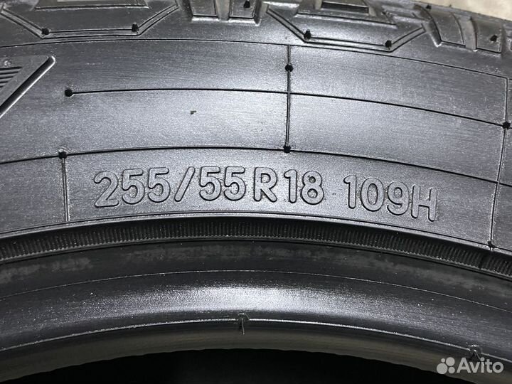 Toyo Open Country A/T Plus 255/55 R18