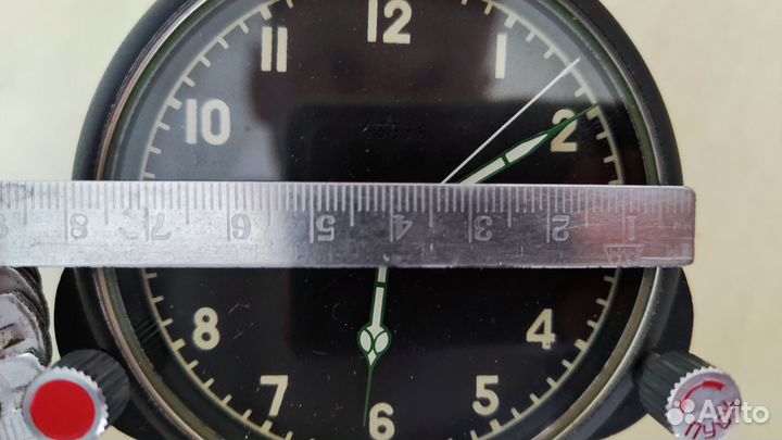 Часы бортовые авиационные