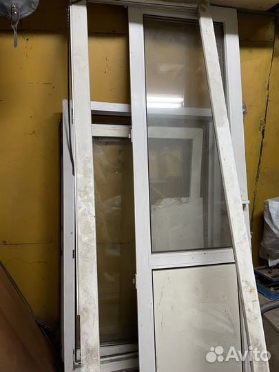 Дверь пластиковая бу