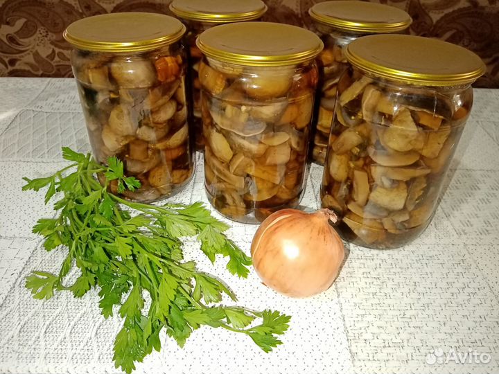 Грибы шампиньоны маринованные