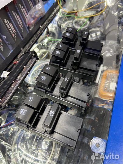 Блок управления стеклоподъемниками Volksvagen polo