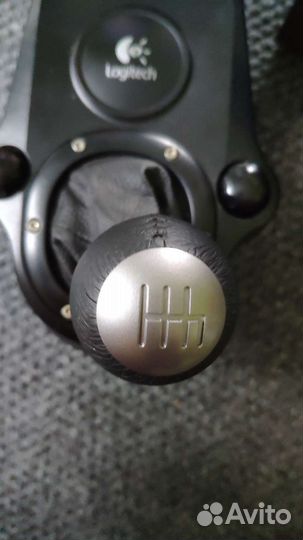 Руль Logitech G27 Driving Force