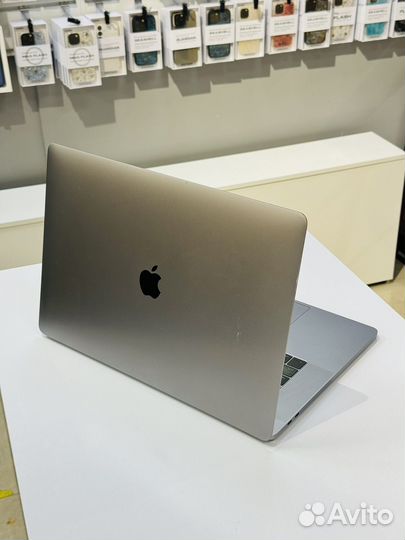Apple Macbook Pro 15 2017