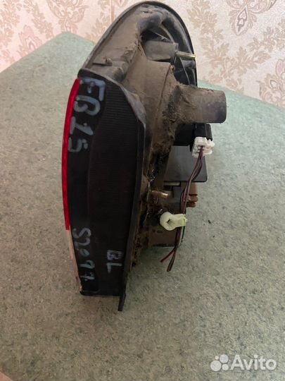 Задний фонарь nissan sunny