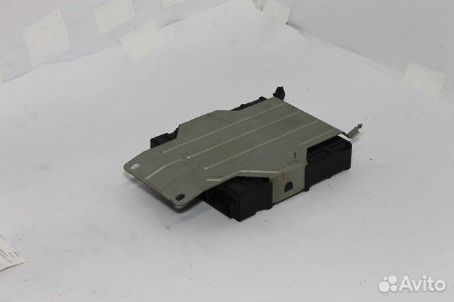 Блок управления двигателем Mitsubishi Carisma