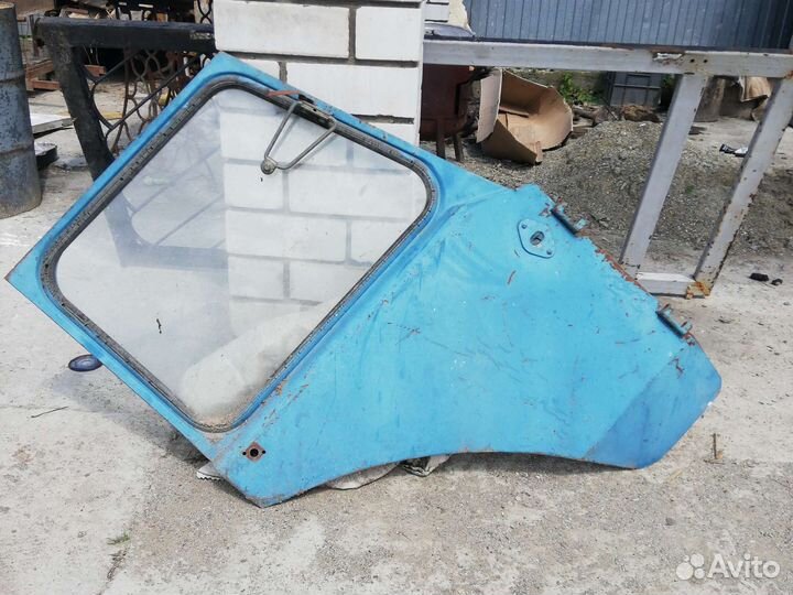 Дверь на мтз 82