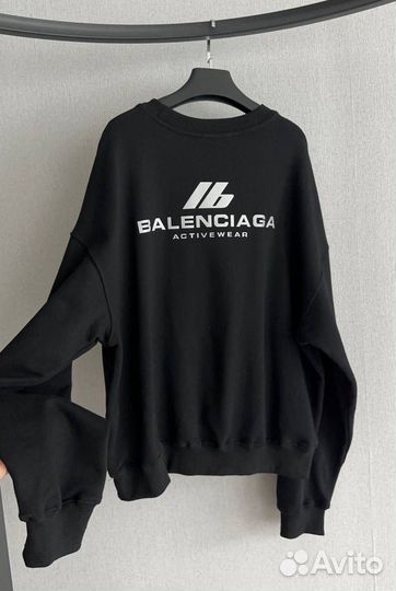 Крутой свит Balenciaga
