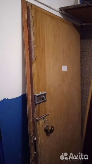 Дверь входная металлическая