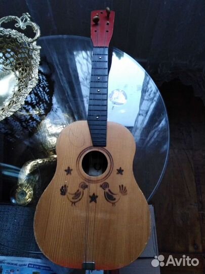 Ледянки, волчок, гитара